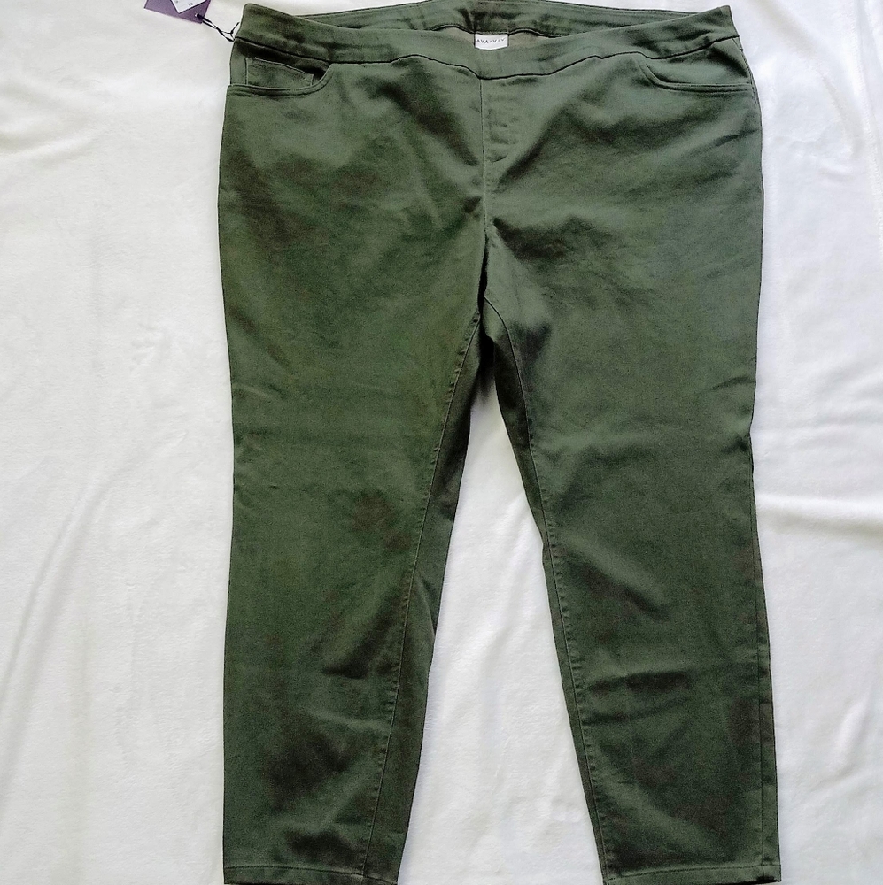 Ava & Viv Ankle Mid Rise Pants NEW